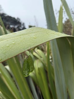 Stone Arrow harakeke drop